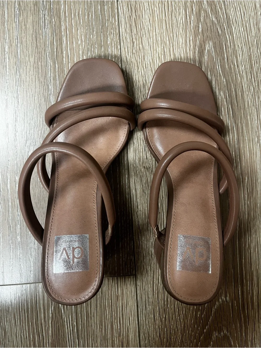 DV by Dolce Vita Brown Triple-Strap Square-Toe Slide Sandals
